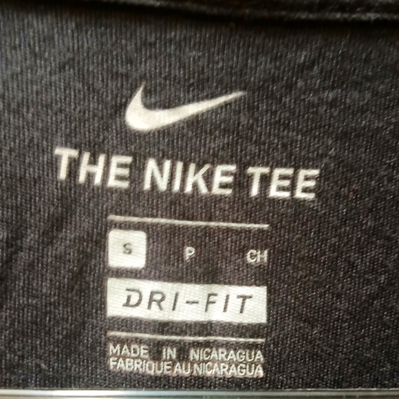 (Send OFFERS)Just do it Nike tee size small - Picture 4 of 4